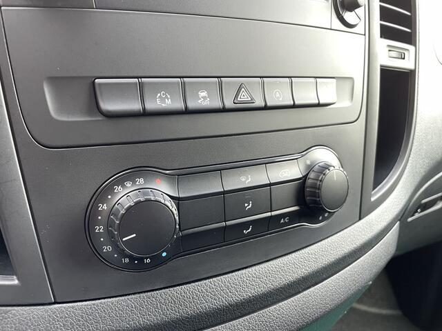 Mercedes-Benz VITO 114 CDI E6 Automaat Lang 3 zits BPM Vrij! Lease ¤352 p/m, Airco, Navi+Camera, Trekhaak, PDC, Imperiaal, Bedrijfsinrichting, Onderhoudshistorie aanwezig