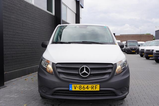 Mercedes-Benz VITO 111 CDI XL EURO 6 - Airco - Camera - Laadbrug - ¤ 10.900,- Excl.