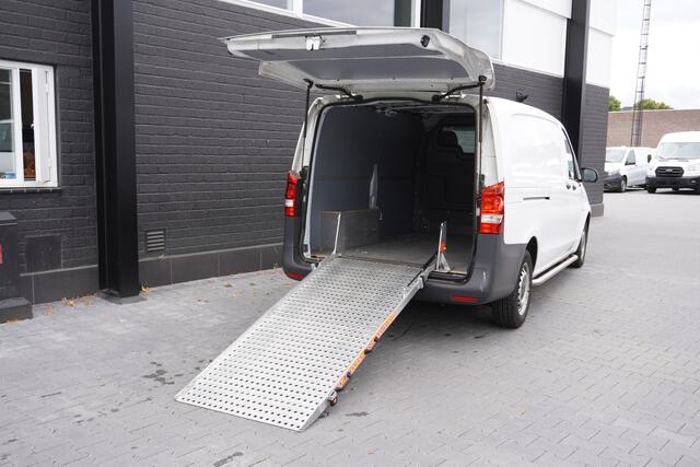 Mercedes-Benz VITO 111 CDI XL EURO 6 - Airco - Camera - Laadbrug - ¤ 10.900,- Excl.