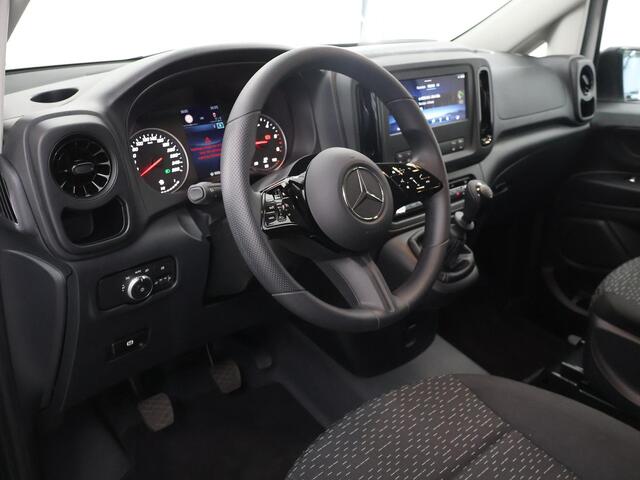 Mercedes-Benz VITO 110 CDI XL L3 | Parkeercamera | Navigatiesysteem | Bluetooth | Cruise Control | 2-zits | Carplay | Certified