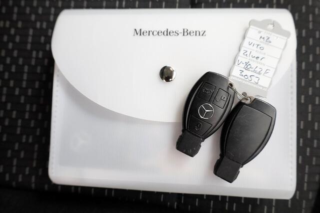 Mercedes-Benz VITO 114 CDI 136pk Compact 9G Automaat 2x Schuifdeur/LED/Camera/Inrichting 05-2022