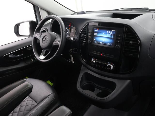 Mercedes-Benz VITO 114 CDI | L2 | DUBBEL CABINE | LEASE EDITON | AUT. | FISCAAL ¤59.583 | LEREN BEKLEDING | LED | CARPLAY | ANDROID AUTO | CAMERA | PARKEERSENSOREN | CRUISE | CLIMA | SPOILERS | TREEPLANKEN | 19" VELGEN