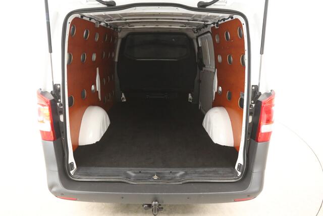 Mercedes-Benz VITO 114 CDI Lang Airco Cruise Navigatie Trekhaak 3 Persoons