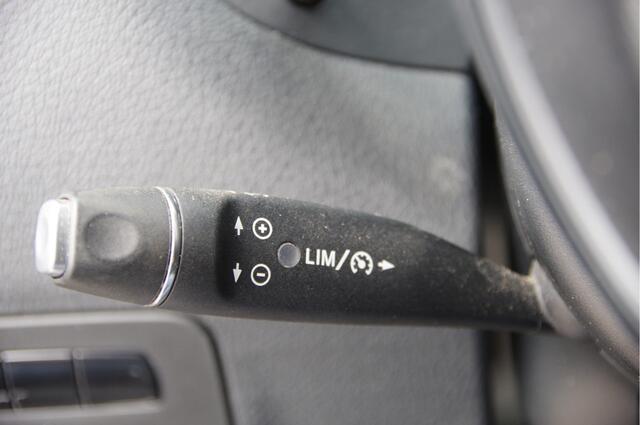 Mercedes-Benz VITO 114 CDI L2 3-ZITS, AUT. AIRCO, CRUISE, CAMERA, 18'' LMV, PARKEERSENSOREN, NL AUTO, NAP