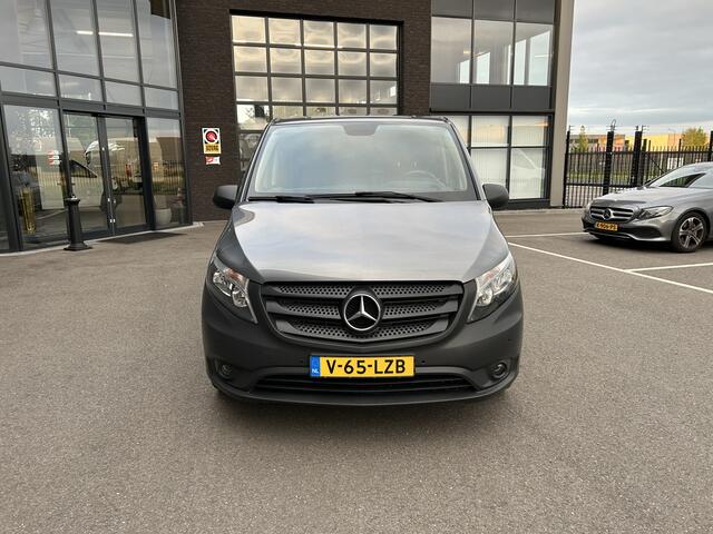 Mercedes-Benz VITO 114 CDI Lang Sortimo / Automaat / Trekhaak / Navigatie / Camera / Cruise control / Airco / LMV