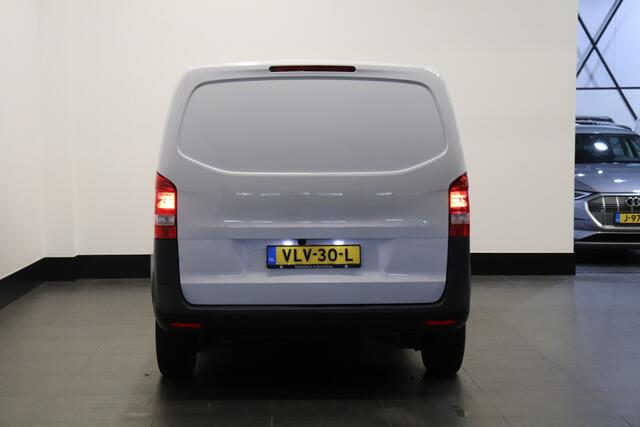 Mercedes-Benz VITO 110 CDI Lang EURO 6 - Airco - Leder. stoelen - Achteruitrijcamera - ¤11.950,- Excl.