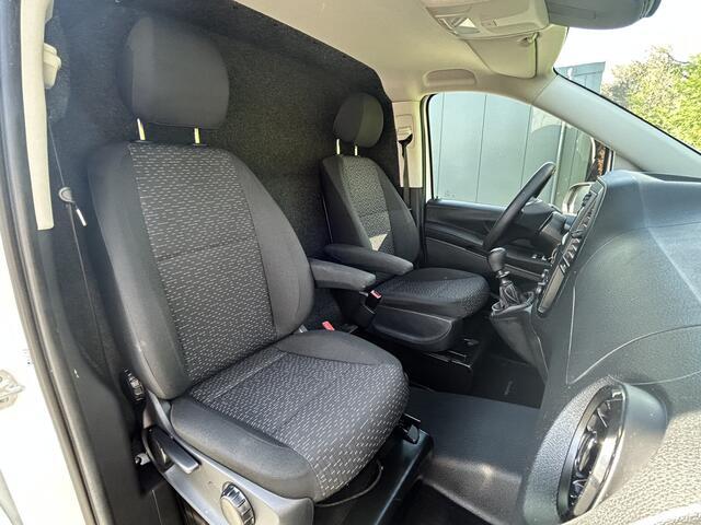 Mercedes-Benz VITO 110 CDI 102 PK RWD / L2H1 / 1e EIGENAAR / TREKHAAK / 50.667 KM !! / AIRCO / CRUISE / BLUETOOTH