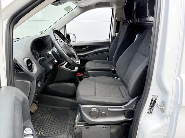 Mercedes-Benz VITO 114 2.1 CDI Automaat L2H1 LED Climate Control Cruise Control Lane Assist Navigatie Camera Parkeersensoren voor achter