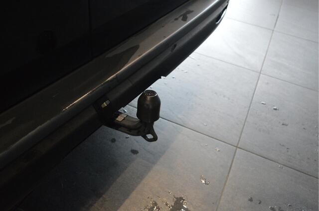 Mercedes-Benz VITO 114 CDI L2 Edition navi camera leer trekhaak 20 inch !!