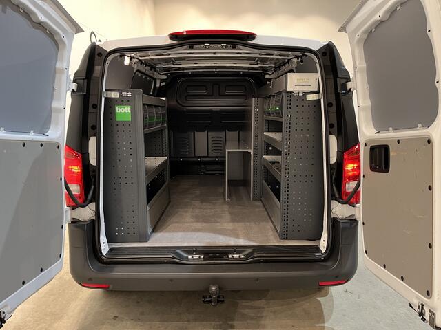 Mercedes-Benz VITO 116 CDI RWD Servicebus / Bott Inrichting / Euro 6 / Schuifdeur L + R / Airco / Cruise Control / Trekhaak / Camera / Navigatie