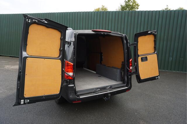 Mercedes-Benz VITO 114 CDI Lang Automaat + Camera/ LED/ Trekhaak/ Deuren/ Schitterend/ Garantie!