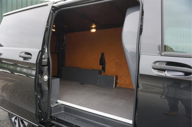 Mercedes-Benz VITO 114 CDI Lang Automaat + Camera/ LED/ Trekhaak/ Deuren/ Schitterend/ Garantie!