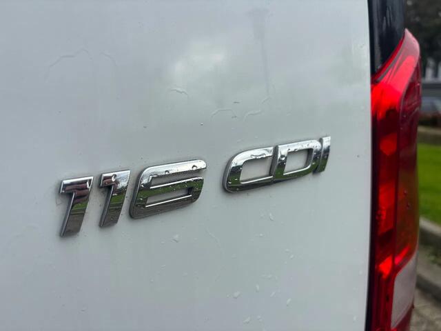 Mercedes-Benz VITO 116CDI L2H1 Automaat Airco Navi Cruisecontrol Trekhaak EURO 6