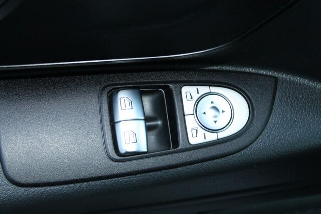 Mercedes-Benz VITO 114 CDI LANG DUBBEL CABINE AIRCO NAVI TREKHAAK