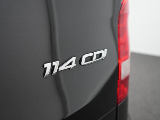 Mercedes-Benz VITO Tourer 114 CDI Base Extra Lang - 9 Persoons bus! - All Seasonbanden - Cruise Control - Achteruitrijcamera - Sidebars