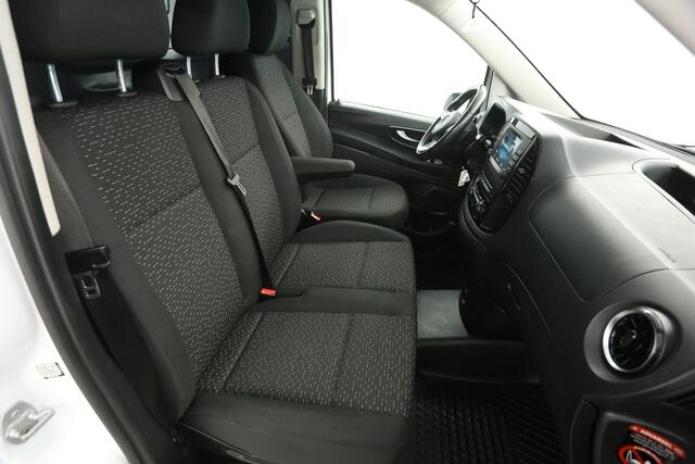 Mercedes-Benz VITO 114 CDI Lang | Automaat | Airco | Adap. Cruise | 3-Zits | Carplay | Stoelverw. | Trekh.