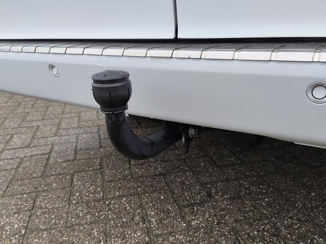 Mercedes-Benz VITO 114 CDI Extra Lang L3 | 3 zits | Trekhaak | Android Auto