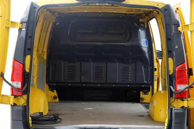 Mercedes-Benz VITO eVito Lang 41 kWh Airco/Camera SOH 91,5% 11-2020