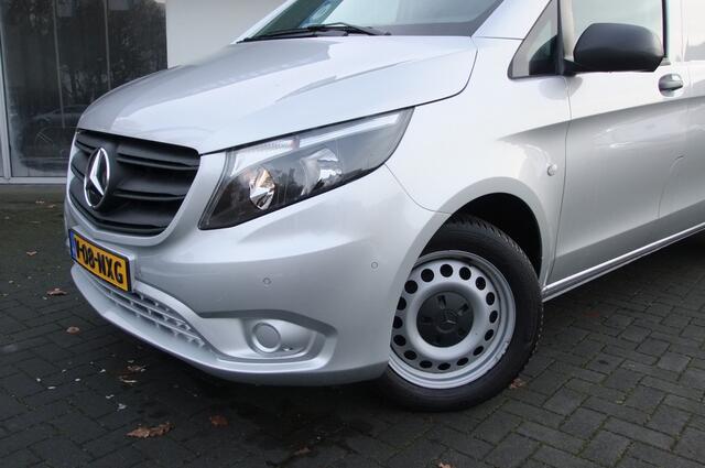 Mercedes-Benz VITO 119 CDI Lang/ Facelift/ All-season/ Trekhaak afneembaar/ Distronic/ Lane assist/ Parkeersensoren V+A / Camera / Carplay