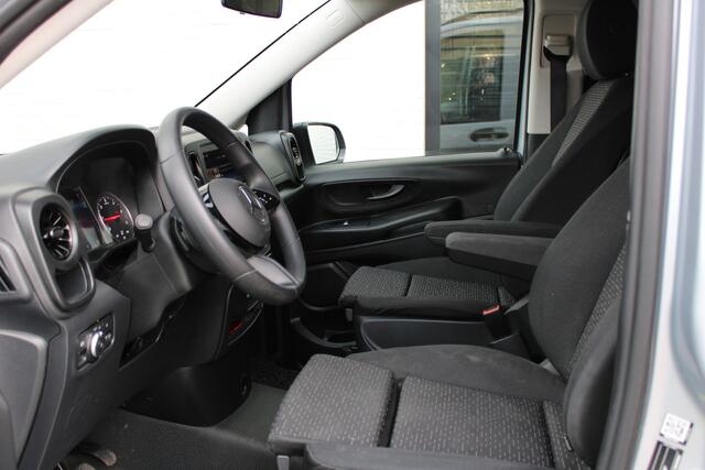 Mercedes-Benz VITO 116 CDI / Aut / Lang / DC / 2x Schuifdeur / Led / Camera / Vol Opties / NIEUWSTAAT