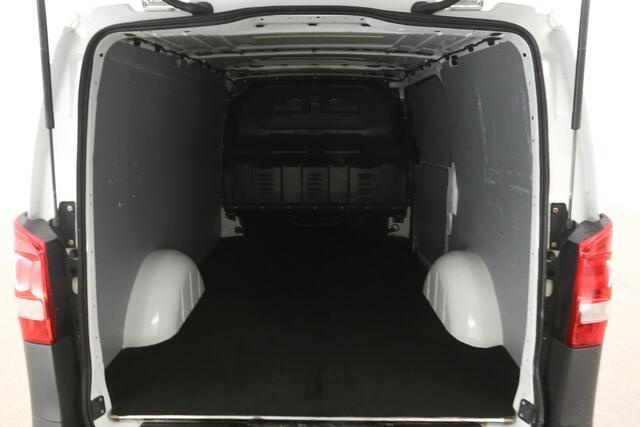 Mercedes-Benz VITO 114 CDI Lang | Aut. | Airco | Cruise | 3 Zits | Camera | Navi | Stoelverw.