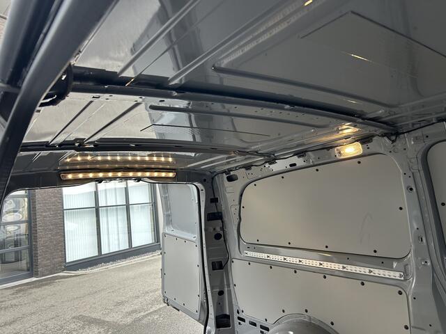 Mercedes-Benz VITO 116 CDI L3 Pro / 2500KG Trekhaak / MBUX / Camera / Navigatie / Cruise control / Airco / LMV