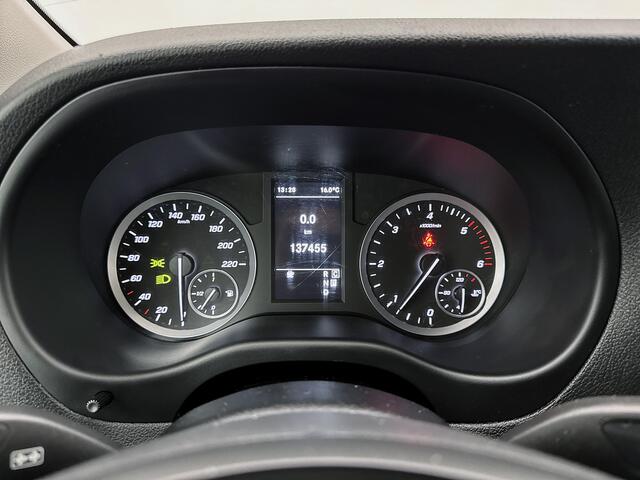 Mercedes-Benz VITO 114 CDI Lang Automaat Camera Trekhaak Sidebars Nap euro 6 Cruise control