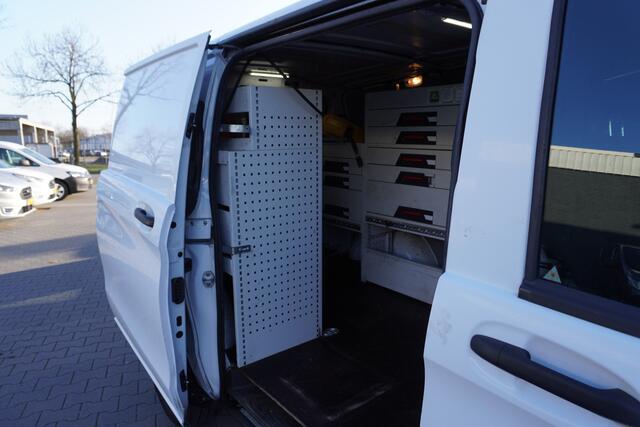 Mercedes-Benz VITO 114 CDI Automaat EURO 6 - A/C Climate - Cruise - Camera - Trekhaak - ¤ 15.950,- Excl.