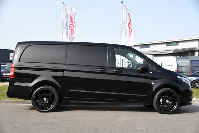 Mercedes-Benz VITO 116 CDI L2 Black Edition Camera, Cruise, LED, 164pk, Trekhaak, Leder, Multimedia, Automaat, Sensoren, Uniek!