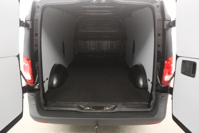 Mercedes-Benz VITO 114 CDI Extra Lang | 9 Traps Aut. | Airco | Camera | Adap. Cruise | 3 Zits | Trekhaak | Carplay | Navi