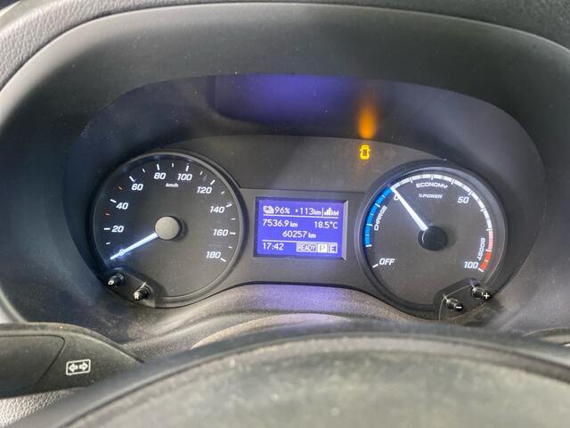 Mercedes-Benz VITO eVito Extra Lang 41 kWh camera,