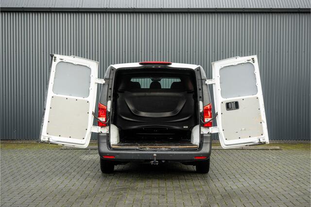 Mercedes-Benz VITO 111 CDI XL L3H1 | 5-Persoons | DC | Camera | Cruise | Airco | Trekhaak