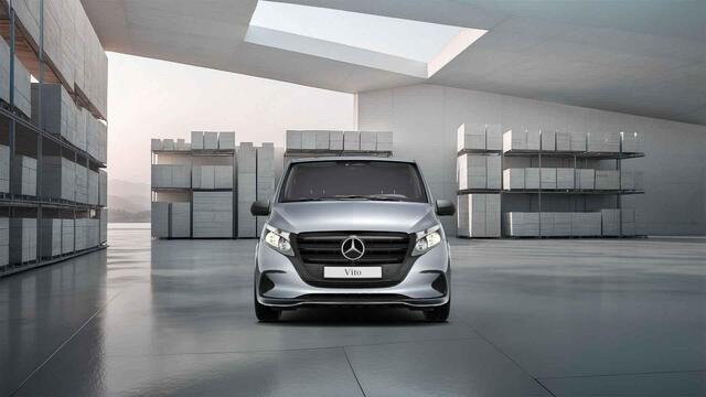 Mercedes-Benz VITO 116 CDI | L3 | AUT. | PRO | ACHTERUITRIJCAMERA | TREKHAAK | CARPLAY | ANDROID AUTO | 2-ZITS | STOEL - STOEL | 2500 KG AHW | METALLIC | CERTIFIED