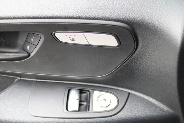 Mercedes-Benz VITO 119 CDI / Aut / Lang / DC / 2x Schuifdeur / Leer / Led / Camera / Vol Opties / NIEUWSTAAT