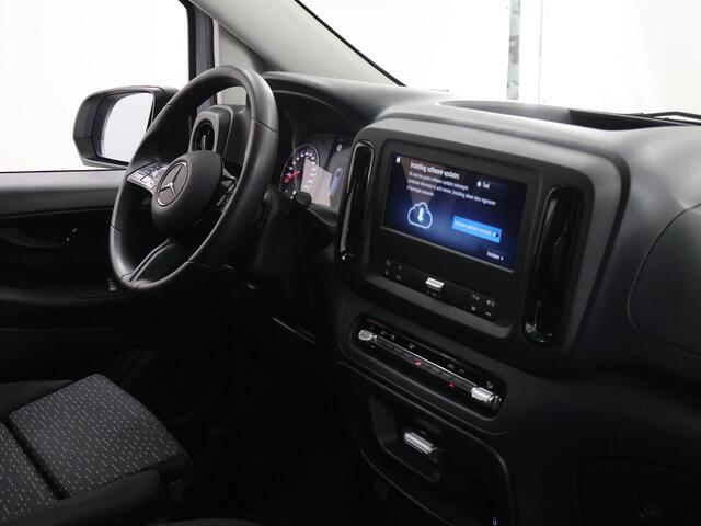 Mercedes-Benz VITO 116 CDI L2 Pro | Navigatie | Digitale Radio | Achteruitrijcamera | Airco | Cruisecontrol | Dodehoekassistent | Comfort Chauffeursstoel | Bijrijdersbank | 2500kg Trekhaak | Certified |