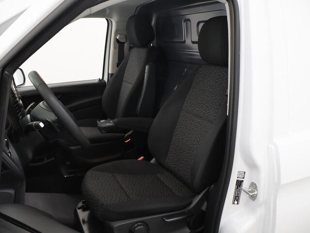 Mercedes-Benz VITO eVito | L2 Lang | 66 kWh | 285 KM RANGE WLTP | Stoelverwarming | Navigatie | Parkeercamera | Airco | Stoel - Stoel | Certified