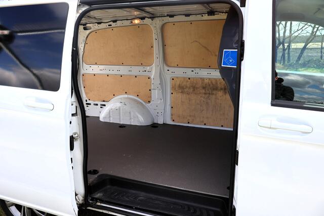 Mercedes-Benz VITO 114 CDI Lang - 3 pers - Airco - Camera - Navi