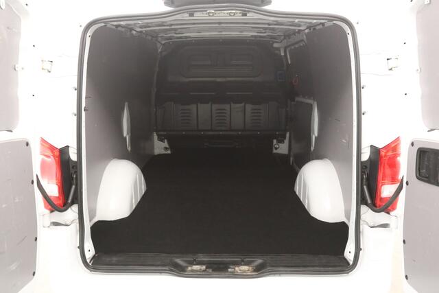 Mercedes-Benz VITO 114 CDI Lang | Aut. | Clima | Adap. Cruise | Camera | 3 Zits | Trekhaak | Carplay | Navi