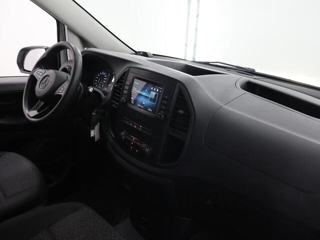Mercedes-Benz VITO 116 CDI XL L3 | Airco | Parkeersensoren | Navigatie | Carplay | Cruisecontrol | Comfortstoel bestuurder en Bijrijdersbank | Raibevestigingssysteem Zijwand Laadruimte | Certified |