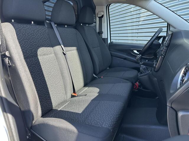 Mercedes-Benz VITO 110 CDI L2 Airco Navigatie Parkeersensoren Achterdeuren