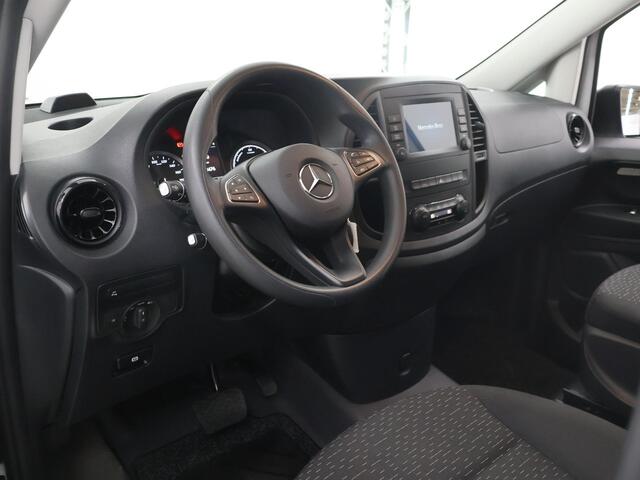 Mercedes-Benz VITO eVito L2 Lang 66 kWh | Achteruitrijcamera | Stoelverwarming | Navigatie | Climate Control | Cruise Control | LED Koplampen |
