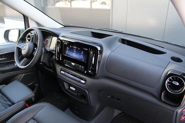 Mercedes-Benz VITO 163 PK L2 Automaat | BPM VRIJ | Multibeam LED | CarPlay | Camera | Dodehoek | MF Stuur | DAB | Climate control | 3-Zitter | Lederen bekleding | AV Edition