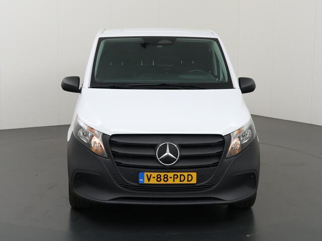 Mercedes-Benz VITO 116 CDI L2 Pro | Navigatie | Digitale Radio | Achteruitrijcamera | Airco | Cruisecontrol | Dodehoekassistent | Comfort Chauffeursstoel | Bijrijdersbank | 2500kg Trekhaak | Certified |
