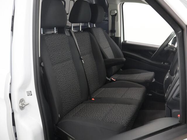 Mercedes-Benz VITO 116 CDI L2 Pro | Navigatie | Digitale Radio | Achteruitrijcamera | Airco | Cruisecontrol | Dodehoekassistent | Comfort Chauffeursstoel | Bijrijdersbank | 2500kg Trekhaak | Certified |