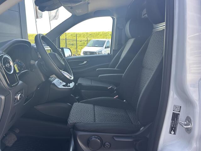 Mercedes-Benz VITO eVito 112 L2 60 kWh | Cruise Control | Stoelverwarming | Achteruitrijcamera