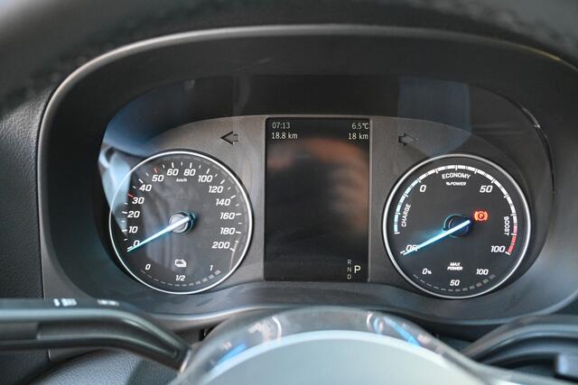 Mercedes-Benz VITO eVito 112 L2 60 kWh Snellader, Smartphone integratiepakket, Leder stuur, Winter pakket, Etc.