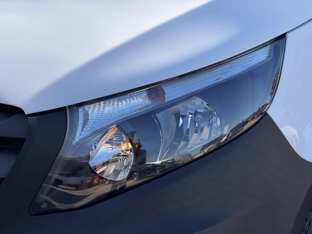 Mercedes-Benz VITO 114 CDI Lang / Trekgewicht 2000 Kg / Navigatie / Cruise Control / Airco / Parkeersensoren / Stoelverwarming / Achteruit rij camera /