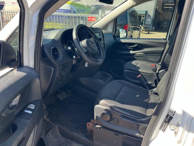 Mercedes-Benz VITO Tourer 116 CDI 120KW AUT. Lang PERSONENBUS PKW BRIEF 8P KLIMA