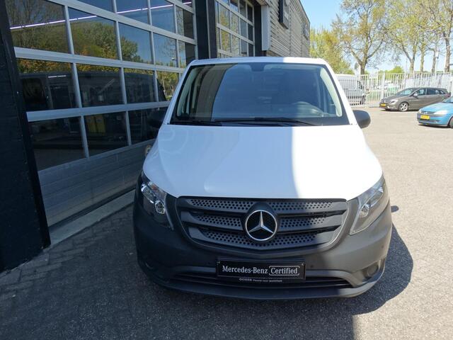 Mercedes-Benz VITO 111 CDI | FWD | Trekhaak 2000 kg | Parkeersensoren voor & achter