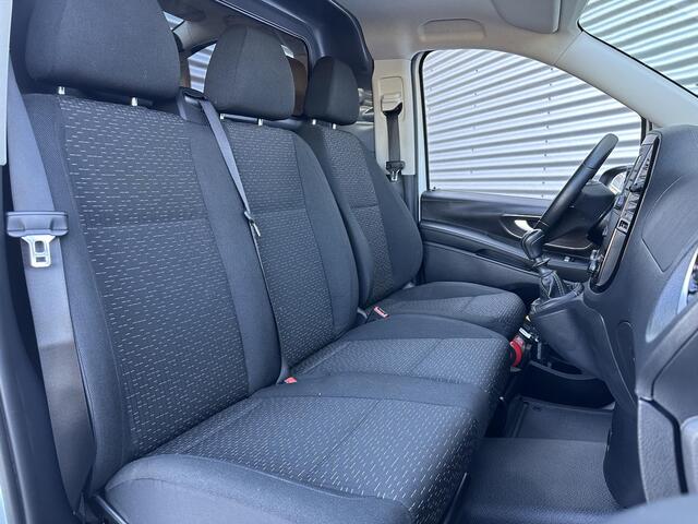 Mercedes-Benz VITO 110 CDI L2 Airco Navigatie Parkeersensoren Achterdeuren Apple Carplay etc